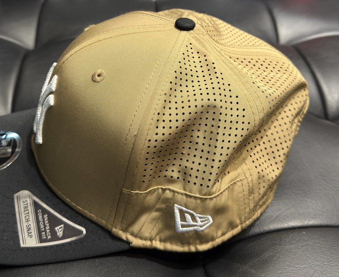 New Era NY 9seventy Stretch Snap Cap (Category: Caps & Hats) located in Pasay City. Submitted by fritz_kickz_2012 (Listing ID 1468788545, Image 2). Description: New Era NY 9seventy Stretch Snap Cap Brandnew / Onhand PM for Inquiries Thankyou Fritz Kickz Luxe Vault Mnl 👟👜👕🩳🧢✨.