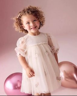 (Category: ) located in . Submitted by chantikstore (Listing ID 1468883629, Image 1). Description: .