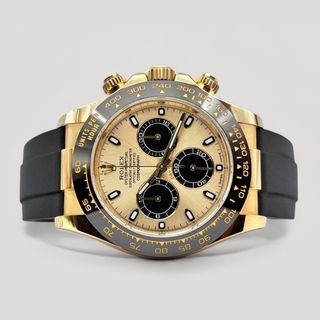 (Category: ) located in . Submitted by pengkweewatches (Listing ID 1468749871, Image 1). Description: .