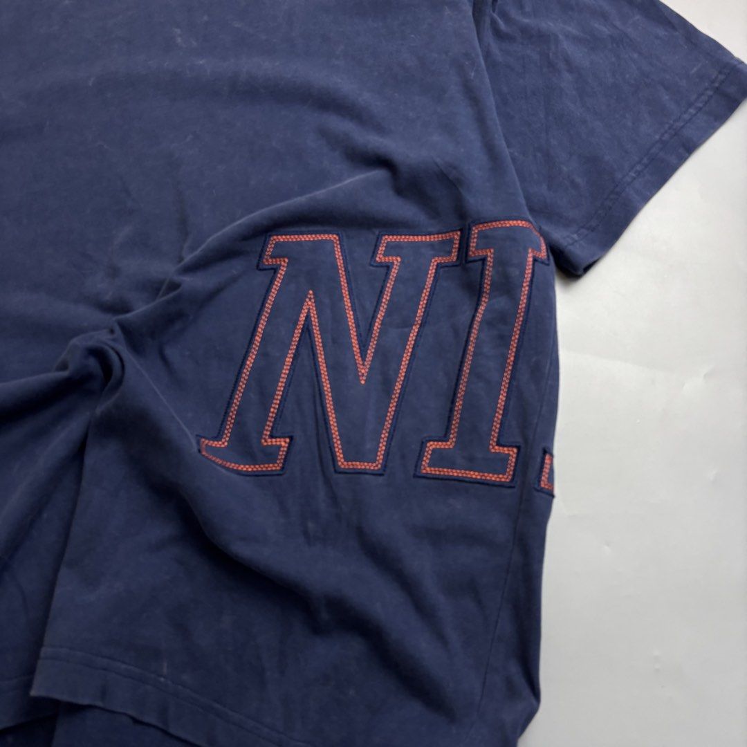 NIKE (Category: Tshirts & Polo Shirts ) located in Taguig. Submitted by phil_thriftz (Listing ID 1468867752, Image 3). Description: DIMENSIONS: 24x28 ISSUE: none COLOR RATE: 9.8/10 CONDITION: Excellent condition .