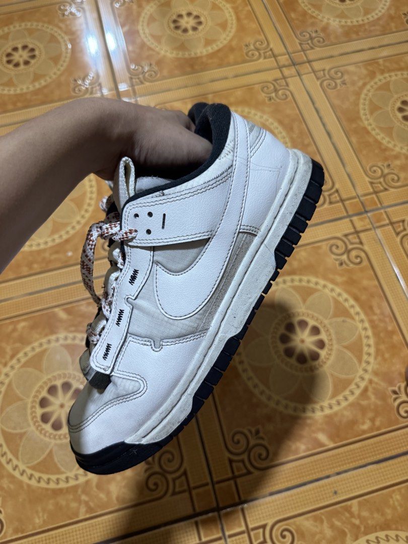 Nike Air Dunk Low Jumbo (Category: Sneakers) located in Marikina City. Submitted by kennvllflr_ (Listing ID 1468763519, Image 3). Description: - Condition: Minimal wear on the soles, excellent overall shape - Perfect for daily wear and sneaker rotation.