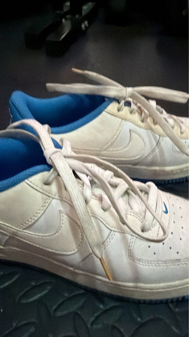 Nike Air Force 1 '07 Low in White / Light Blue (Category: Casual Shoes) located in Quezon City. Submitted by krtstn (Listing ID 1468784784, Image 2). Description: Nike Air Force 1 ‘07 Low in White / Light Blue .
