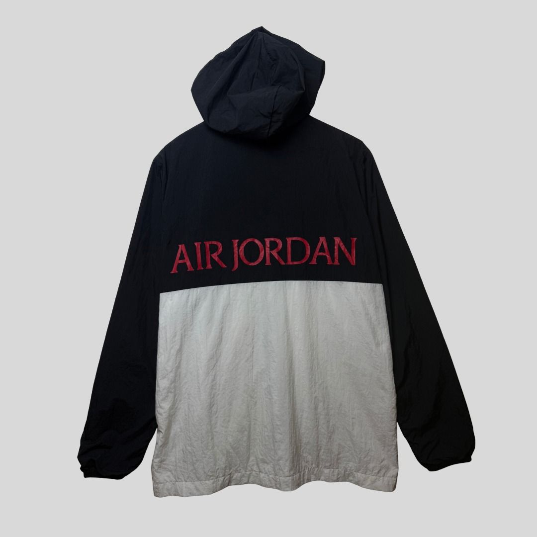 NIKE AIR JORDAN WINDBREAKER (Category: Coats, Jackets and Outerwear) located in La Trinidad. Submitted by suave.arc (Listing ID 1468857572, Image 2). Description: NIKE AIR JORDAN WINDBREAKER EXCELLENT CONDITION SIZE: XL ( 24x29 ) LOCATION: BAGUIO CITY / LA TRINIDAD SHIPPING via JNT.