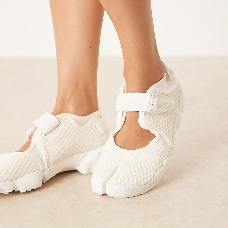 Nike Air Rift Tabi Shoes (Category: Sneakers) located in San Fernando. Submitted by mandts_closet (Listing ID 1468826986, Image 1). Description: Nike Air Rift Brand New with Tags US 7 Womens Add 100 for SF.