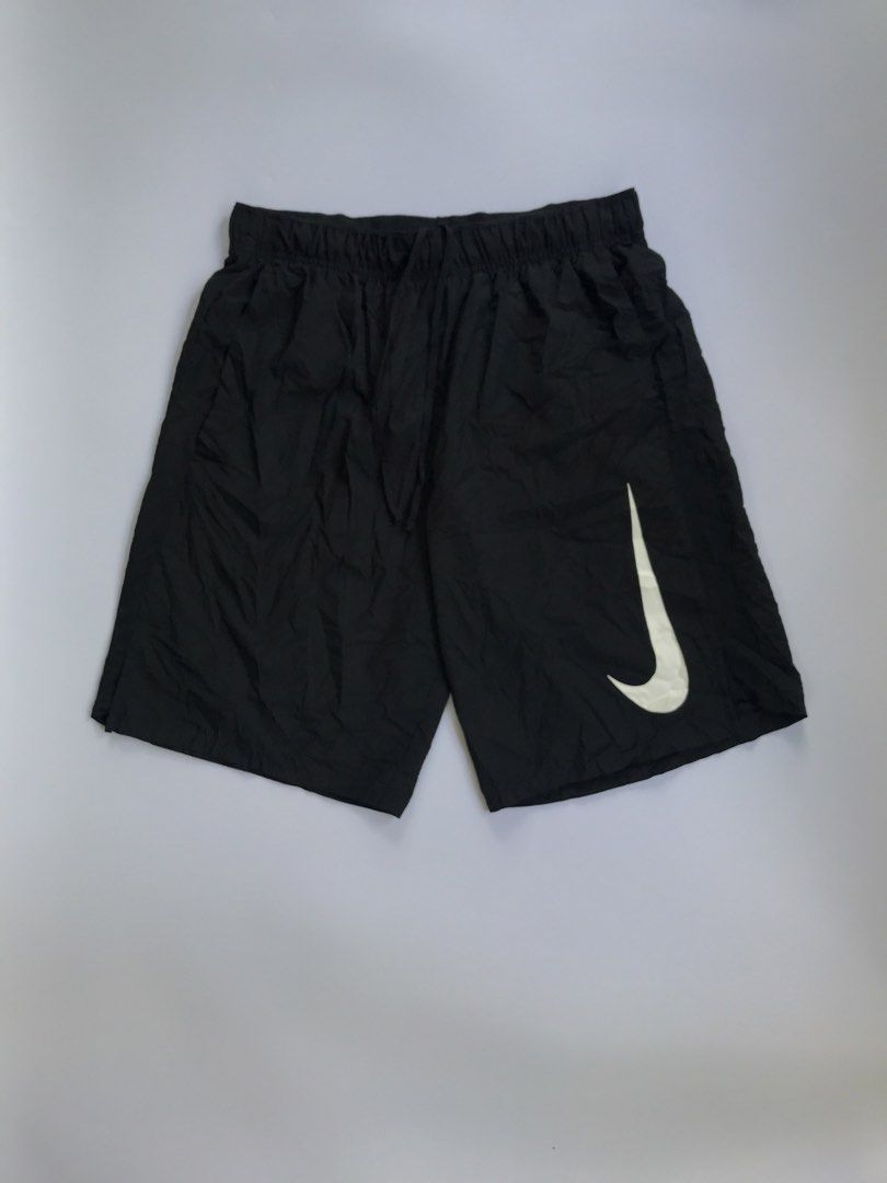 NIKE BIG CHECK DRI FIT SHORT (Category: Shorts) located in Aurora. Submitted by thrillthriftfinds123 (Listing ID 1468829061, Image 2). Description: NIKE BIG CHECK DRI FIT SHORT🔥 SIZE MEDIUM NO ISSUE GOOD CONDITION PANG PICKLE 9.5 COLOR RATE .