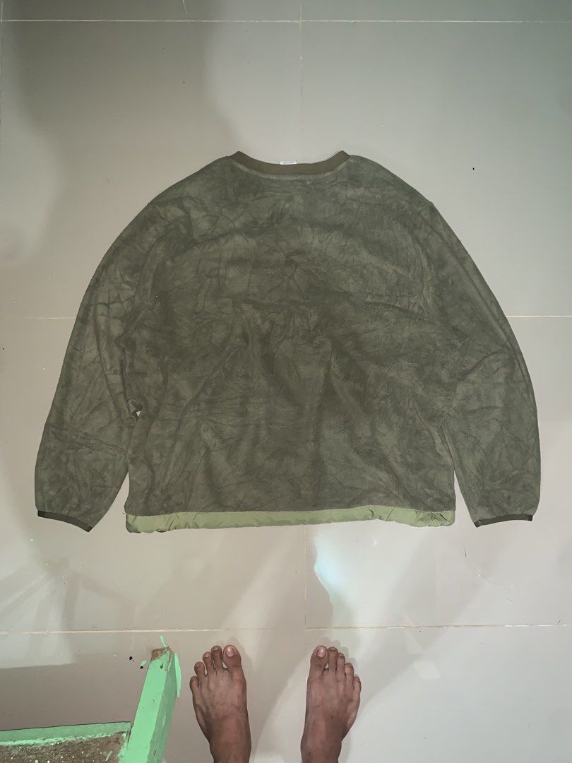 Nike Big Swoosh Fleece Pullover 🫒🖤 (Category: Coats, Jackets and Outerwear) located in Manila. Submitted by kian_kca (Listing ID 1468837767, Image 2). Description: Nike Big Swoosh Fleece Pullover 🫒🖤 Olive green fleece pullover with a bold black Nike Swoosh across the chest. Cozy, sporty, and perfect for casual or streetwear fits! • Brand: Nike (tagged) • Size: XXL • Color: Olive Green • 100% Polyester • Soft fleece material • Big Swoosh desig