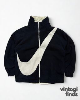 (Category: ) located in . Submitted by Vintogi.finds (Listing ID 1468792345, Image 1). Description: .