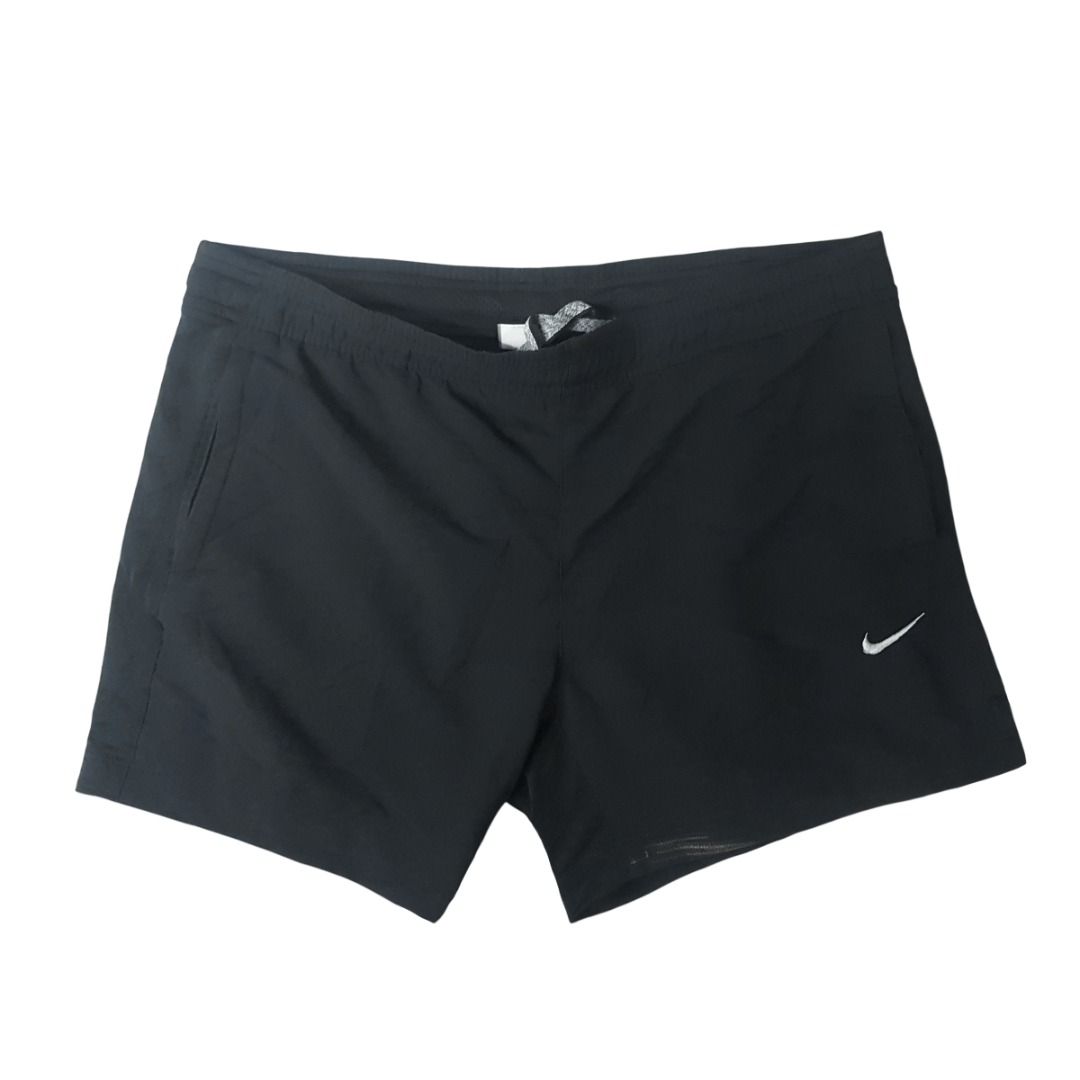 Nike black shorts (Category: Shorts) located in Cebu City. Submitted by dwightmendozasr (Listing ID 1468741083, Image 1). Description: Nike black shorts XL on tag W- 40.0 L - 16.0 ~signs of usage which are normal for preloved items Php 200.00 + shipping fee CODE: OO10.