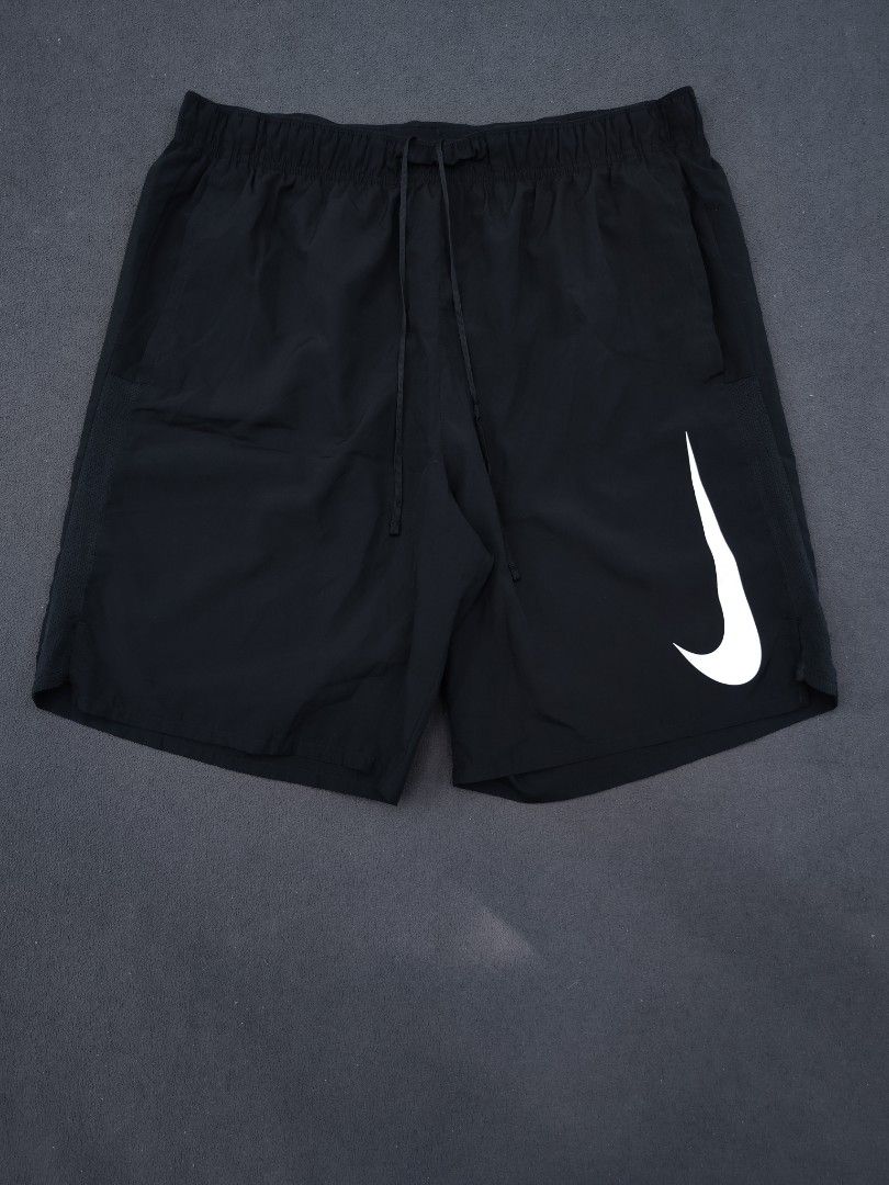 Nike Drifit Challenger Running Shorts (Category: Shorts) located in Bulacan. Submitted by emilj23 (Listing ID 1468734072, Image 1). Description: Nike Drifit Challenger Running Shorts Size XXL on tag L 19.5 W 34-38 Leg Hole 13 Condition 9.5/10 Color rate 9.5/10 No Issue.