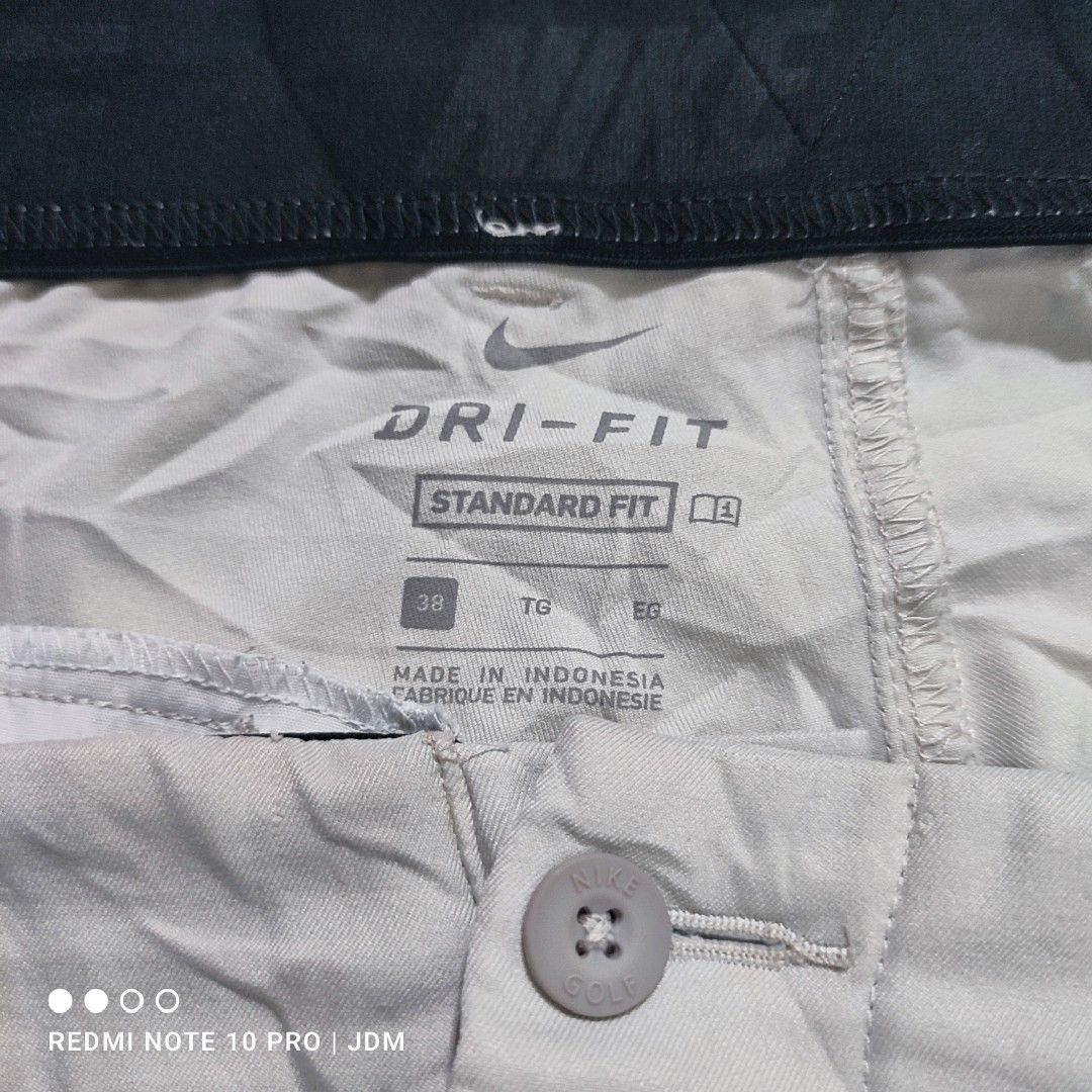Nike drifit Golf Shorts (Category: Shorts) located in Antipolo. Submitted by klashnikov (Listing ID 1468720356, Image 2). Description: Nike drifit Golf Shorts standard fit Size:XL Dimes:38"x21" hem 12" leg opening 15" Tags:complete Condition:Excellent Honest issue:used, Payment option:Bank transfer,gcash,cash ₱350 only Pwede videocall for legitimacy Pwede pickup sa aking munting garahe waze (JDM thrift shop) Pwedeng meetup around upper Antipolo,p