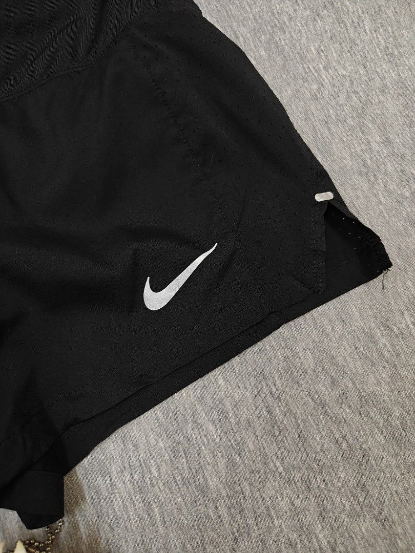 NIKE ECLIPSE 3 DRI FIT QUICK DRY RUNNING SHORT (Category: Activewear) located in Bacolod City. Submitted by yobibstuffs (Listing ID 1468884606, Image 3). Description: NIKE ECLIPSE 3 DRI FIT QUICK DRY RUNNING SHORT SIZE: XS DIMENSIONS WAISTLINE: 26-28 LENGTH: 10'5 LEG OPENING: 11 GOOD CONDITION NEED WASH 🧼🫧 PRICE:599+SF OUTSIDE BACOLOD CITY 🏙️ 🌆 PM ME! 📥📥📥.