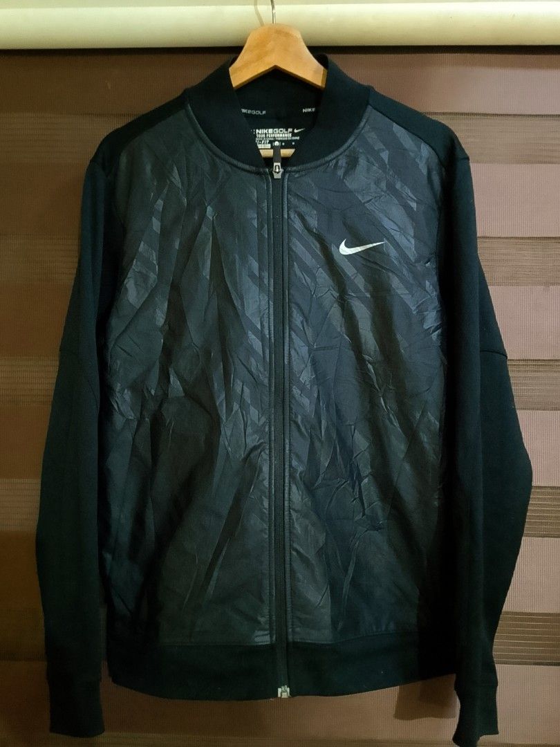NIKE GOLF DRI-FIT JACKET (Category: Coats, Jackets and Outerwear) located in Bacolod City. Submitted by mitsuthrift (Listing ID 1468742954, Image 1). Description: Nike Golf Dri-Fit Jacket DM For More Inquiries/Orders🫶🏻 📍Mansilingan Bacolod City Negros Occidental.