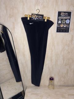(Category: ) located in . Submitted by pormanation-thrift-store (Listing ID 1468902875, Image 1). Description: .