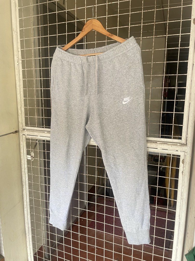 Nike Jogger Pants (Category: Activewear) located in Manila. Submitted by oftherack_04 (Listing ID 1468756904, Image 2). Description: Size XL on tag Excellent condition Waiste 32-36 (Stretchable) .