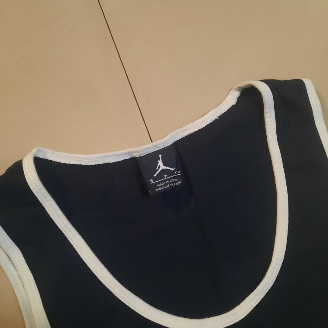 Nike Jordan Sundae Tank Top (Category: Tshirts & Polo Shirts ) located in Cebu City. Submitted by archivalia.me (Listing ID 1468928586, Image 2). Description: Nike Jordan Sundae Tank Top Small Width 17 Length 29 Goods as New No Issue Price dm + sf Loc: Cebu City.