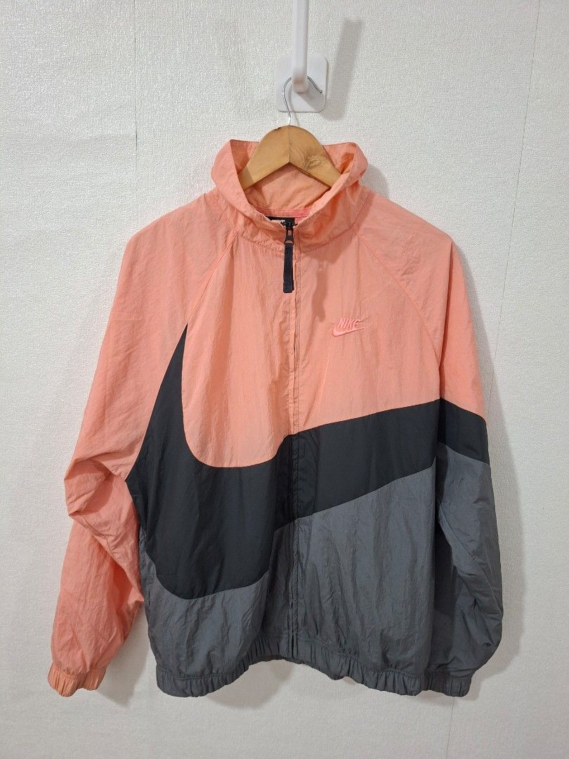 Nike nsw big swoosh woven jacket (Category: Coats, Jackets and Outerwear) located in Cavite. Submitted by labbudds20 (Listing ID 1468927245, Image 3). Description: nike nsw big swoosh woven jacket size medium armpit to armpit 24 inches length 27 inches excellent to new condition see pictures for details.