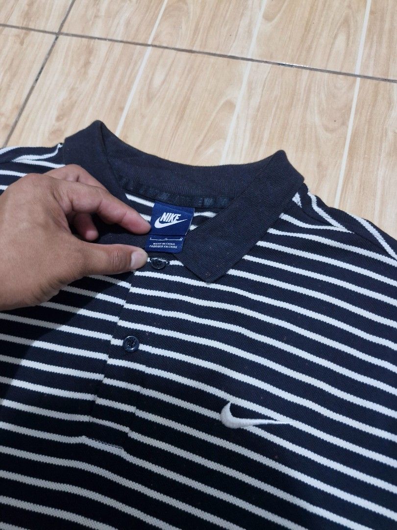 Nike polo (Category: Tshirts & Polo Shirts ) located in Antipolo. Submitted by kentoy6666 (Listing ID 1468901198, Image 3). Description: .