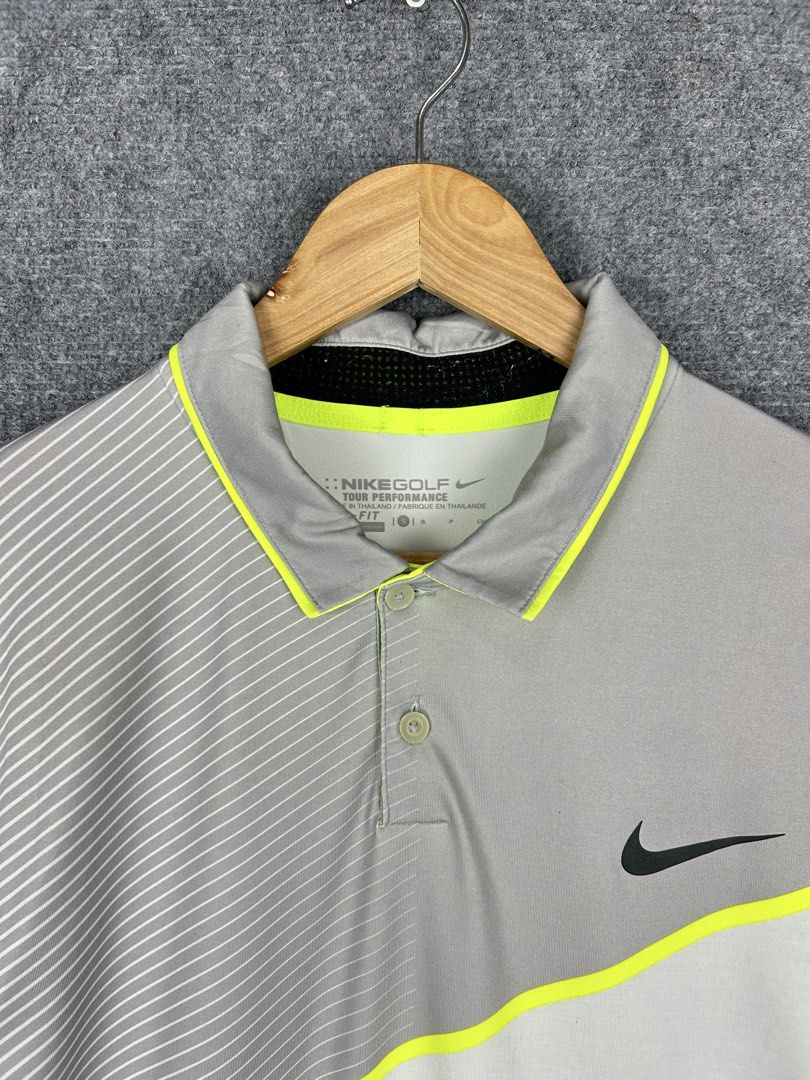Nike Polo Golf (Category: Tshirts & Polo Shirts ) located in Cebu City. Submitted by tanlawr07 (Listing ID 1468873211, Image 2). Description: Size small on tag fit large 21W 28L Legit 💯 Excellent Condition 850 only 📍Cebu City Location .