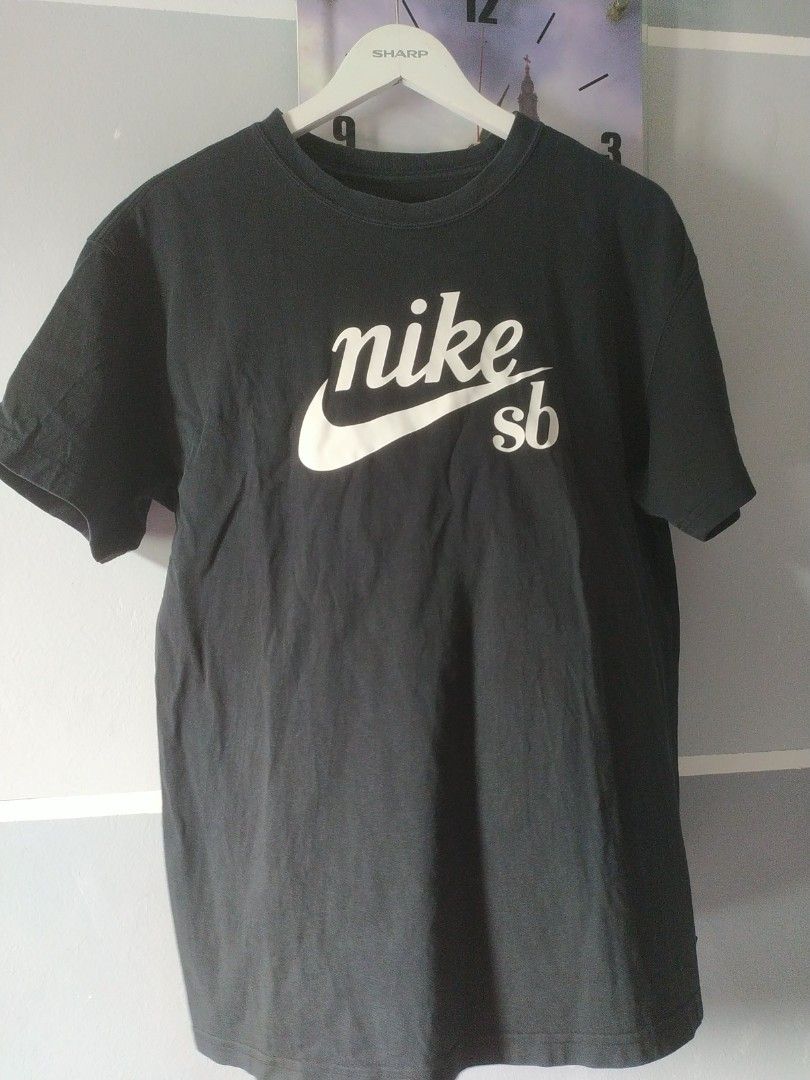 Nike SB mens (Category: Tshirts & Polo Shirts ) located in Manila. Submitted by timtam04 (Listing ID 1468740623, Image 1). Description: .
