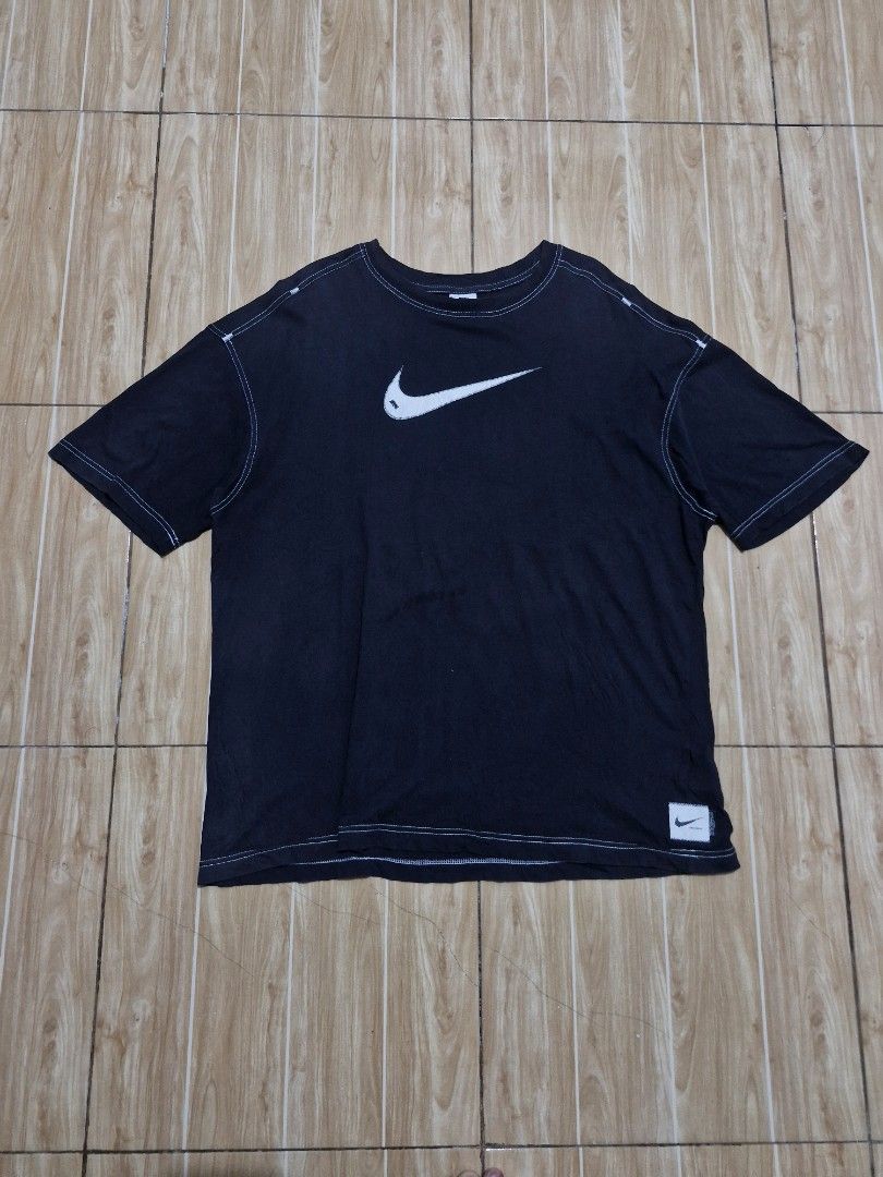 Nike tee (Category: Tshirts & Polo Shirts ) located in Antipolo. Submitted by kentoy6666 (Listing ID 1468900081, Image 1). Description: .