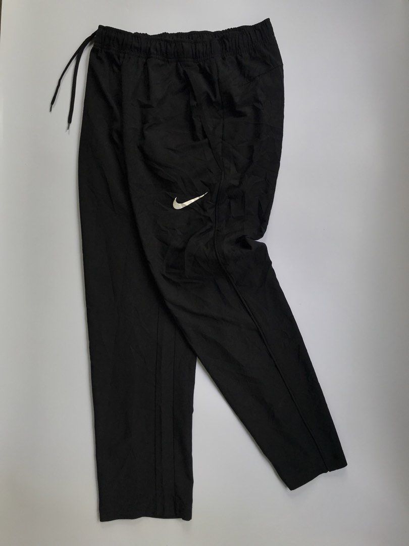 NIKE TRACK PANTS (Category: Joggers) located in Aurora. Submitted by thrillthriftfinds123 (Listing ID 1468856842, Image 1). Description: NIKE TRACK PANTS🔥 SIZE MEDIUM NO ISSUE GOOD CONDITION GANDA NITO GUYS 9.5 COLOR RATE .