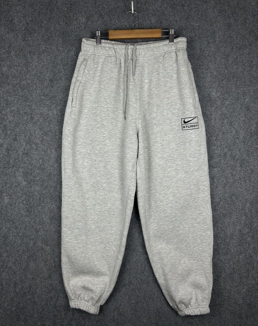 Nike x Stussy Sweatpants (Category: Joggers) located in Cebu City. Submitted by tanlawr07 (Listing ID 1468874029, Image 1). Description: Size Small 28-34W 38L Legit 💯 Good as new No issue 2500 only 📍Cebu City Location .