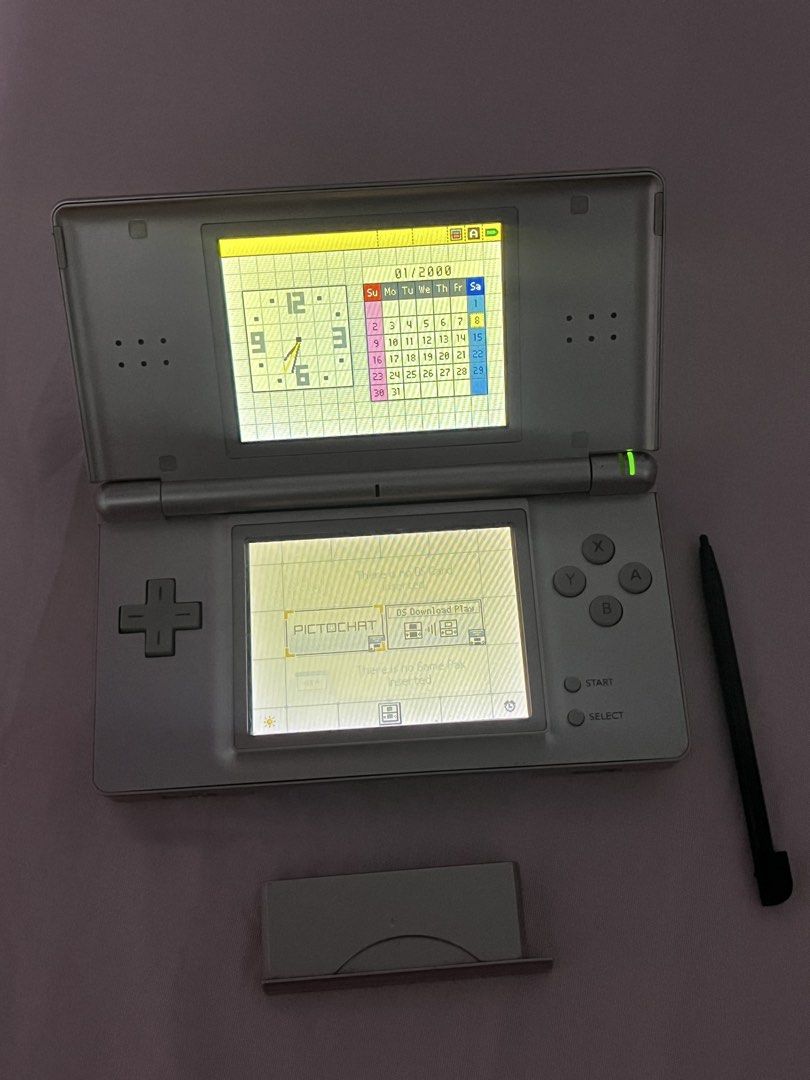 Nintendo Ds Lite Pink (Category: Nintendo) located in Manila. Submitted by milamartina123 (Listing ID 1468845511, Image 3). Description: good condition, working touch screen with pen and cover no charger and card tondo, manila loc no return/refund once settled.