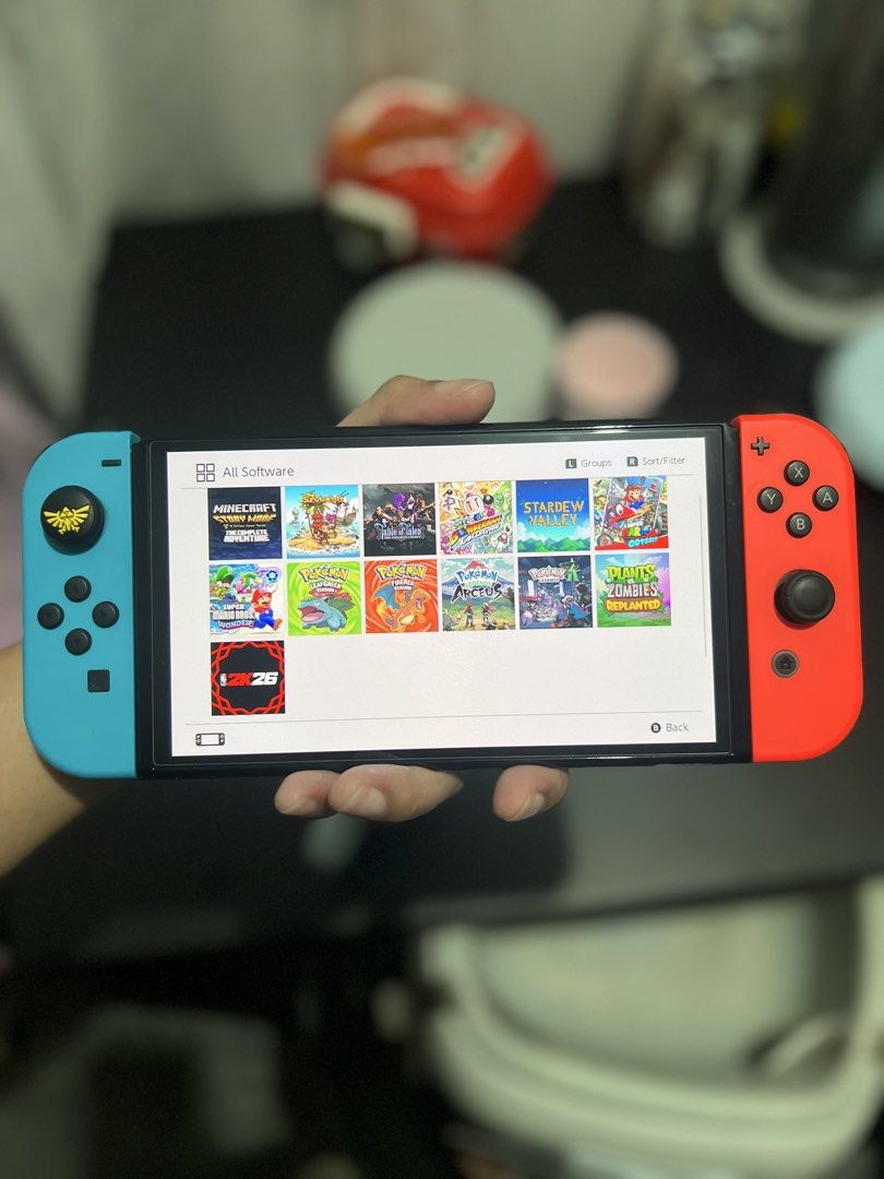 Nintendo switch oled jailbreak 128gb (Category: Nintendo) located in Makati City. Submitted by christian.19 (Listing ID 1468715589, Image 2). Description: Nintendo switch oled Newly jailbreak perma dato 128gb sandisk extreme sd card No issue With screen guard Complete accesories No box Price 12700 negotiable pa sa sure buyer Pm lang.