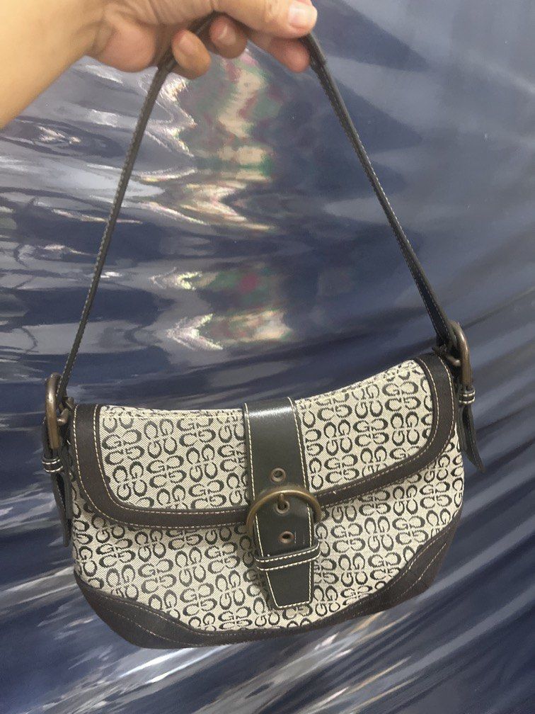 NO BRAND (Category: Tote Bags) located in Paranaque City. Submitted by thriftedtreasure2026 (Listing ID 1468759036, Image 1). Description: .