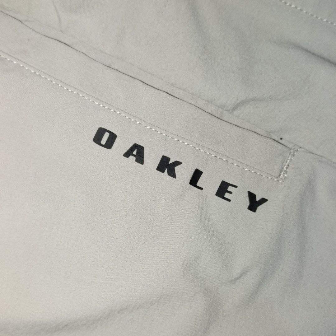 Oakley Pants (Category: Jeans) located in Cebu City. Submitted by shawnaces (Listing ID 1468848718, Image 3). Description: Oakley Pants ‎2000 ‎Size: 3XL-4XL ‎Waist: 41 inches (82 circumference) ‎Length: 44 ‎Leg hole: 8.5 ‎- Polyester material ‎- Stretchable ‎- 4 pockets ‎- Zipper working - Good for casual wear ‎NO ISSUE ‎.