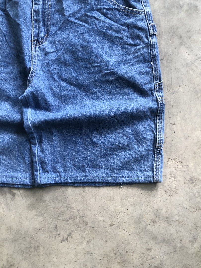 OB STYLE CARPENTER BAGGY JORTS (Category: Shorts) located in Kapalong. Submitted by justinfinds8 (Listing ID 1468808497, Image 2). Description: ISSUE: ALTERED PM SA DIMES.