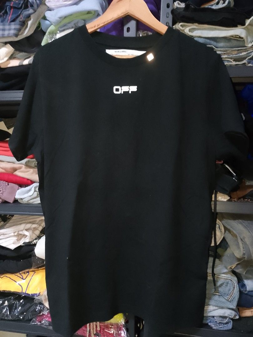Off white (Category: Activewear) located in Manila. Submitted by mjthrifted_second (Listing ID 1468736461, Image 1). Description: Off White Dimes 23/28 Excellent Condition No Issue Complete Tags .