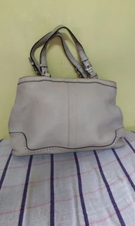(Category: ) located in . Submitted by styleph (Listing ID 1468719281, Image 1). Description: .