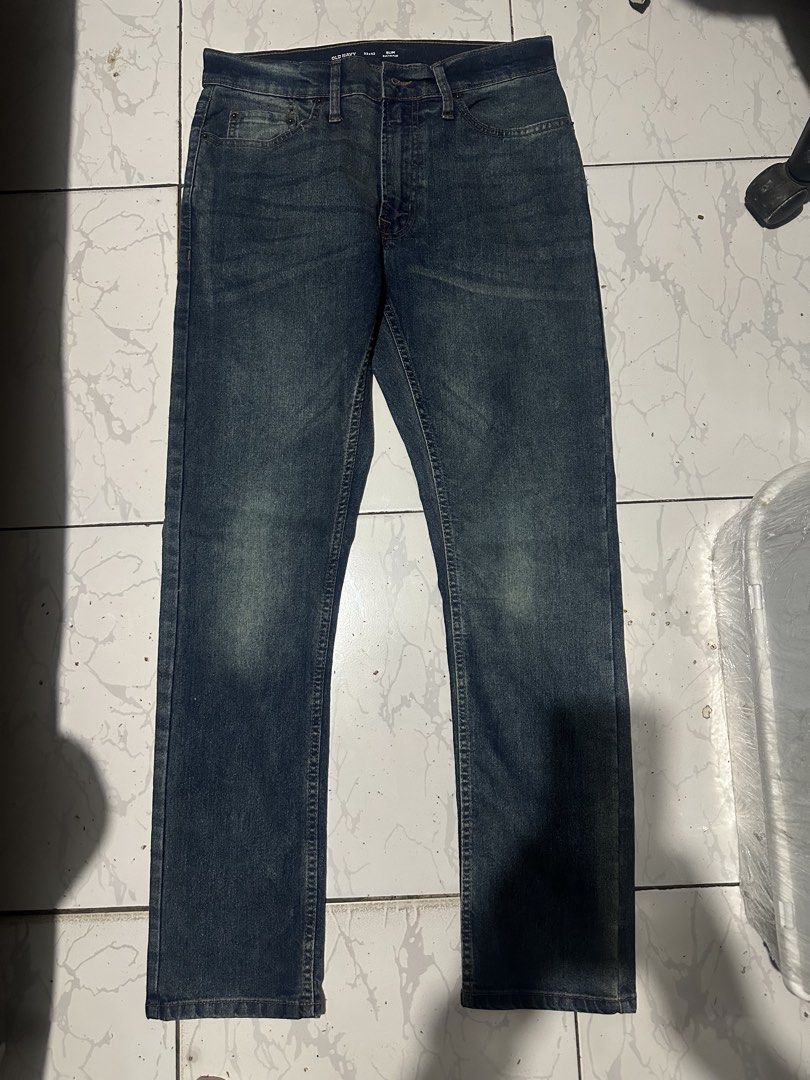 Old Navy Slim Fit Jeans Size 32x32 (Category: Jeans) located in Cavite. Submitted by esme00 (Listing ID 1468760974, Image 2). Description: Size: 32x32 Slim Fit Bought in the US, almost new No issue. Dimensions posted in the pictures..