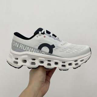 （分類：）位於 。 由 bluebubblebubble000 提交（商品編號 1468924623，圖片 1）。簡介： 。