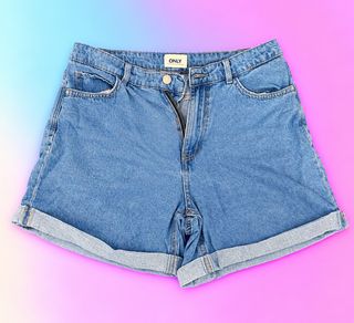 (Category: ) located in . Submitted by turtleandfishes (Listing ID 1468718214, Image 1). Description: .