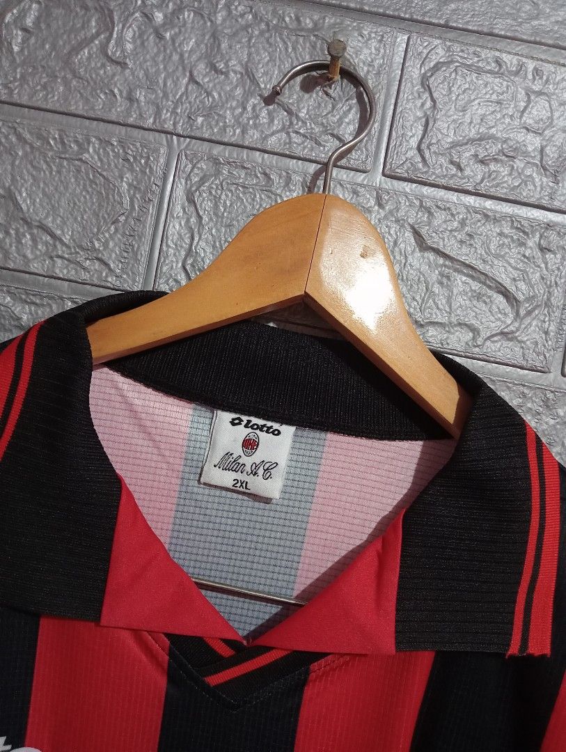 Opel Football Jersey (Category: Activewear) located in Manila. Submitted by mariacafra0420 (Listing ID 1468726518, Image 2). Description: Opel Football Jersey 🏷️ Size 2xl pero fit sa large Width 21.5 Lenght 30 No issue 600 📌 Meet-up / Lalamove ✅ Add sf pag malayo ✅ Gcash payment ✅ J&T courier ✅ No COD / COP ❎ Cabuyao laguna location Dm 📩.