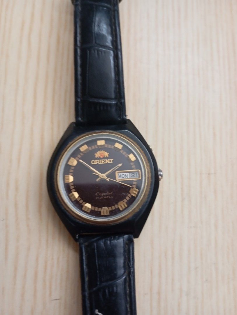 Orient automatic (Category: Men's Watches) located in Las Pinas. Submitted by quick_deals_great_finds2 (Listing ID 1468746306, Image 1). Description: Original vintage automatic 35mm medium unisex.