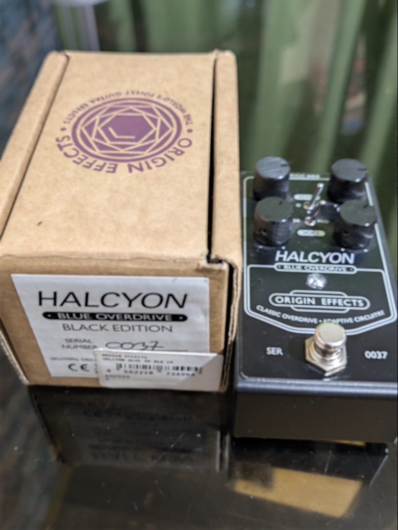 Origin Effects Halcyon Blue Black Edition (Category: Other Audio Equipment) located in Malabon City. Submitted by slashjms (Listing ID 1468842590, Image 1). Description: Selling Origin Effects Halcyon Blue Overdrive Blackout Edition Like New No issues Versatile Bluesbreaker type OD RFS: decluttering Pass sa trades loc: malabon ncr For pickup or meetup nearby areas.