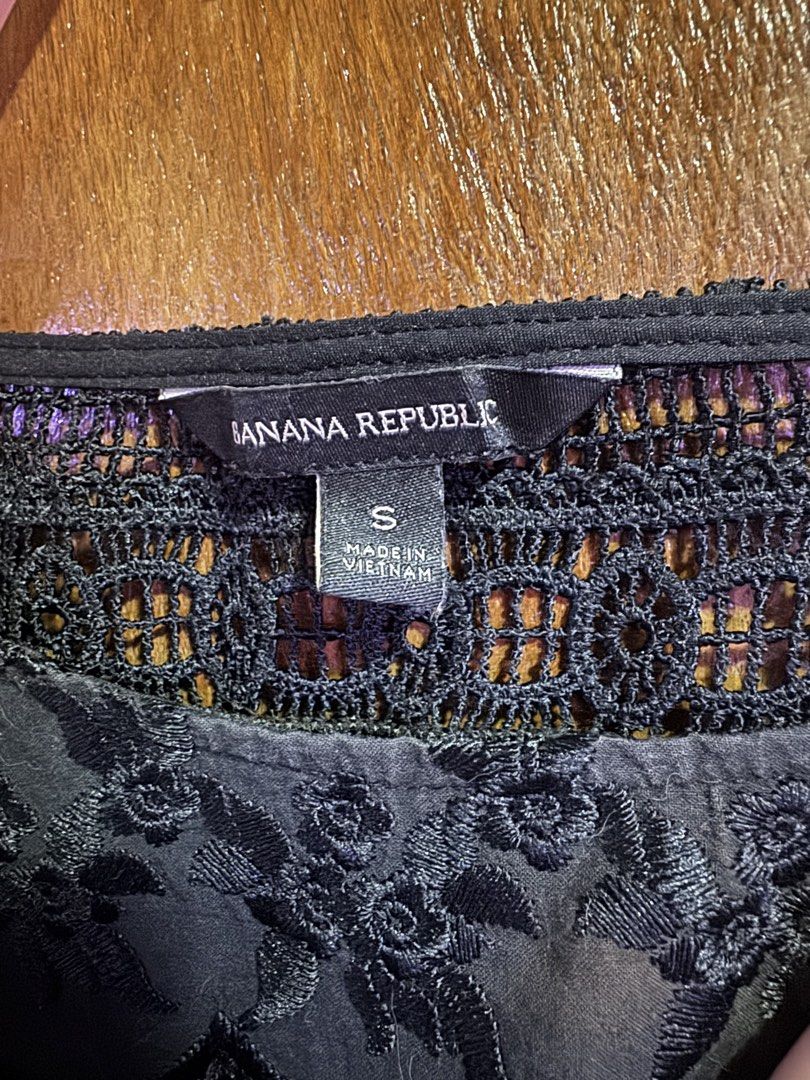 Original Banana Republic - black blouse (Category: Blouses) located in Las Pinas. Submitted by yourdailyssentials (Listing ID 1468730279, Image 2). Description: Original Banana Republic blouse Style: Black Laced Cut Out Size: Small loose fit (fits from Small to Large frames) Use: 🌹 great at parties / semi-formal / cover ups / beach / casual 🌹versatile attire - shipping nationwide.