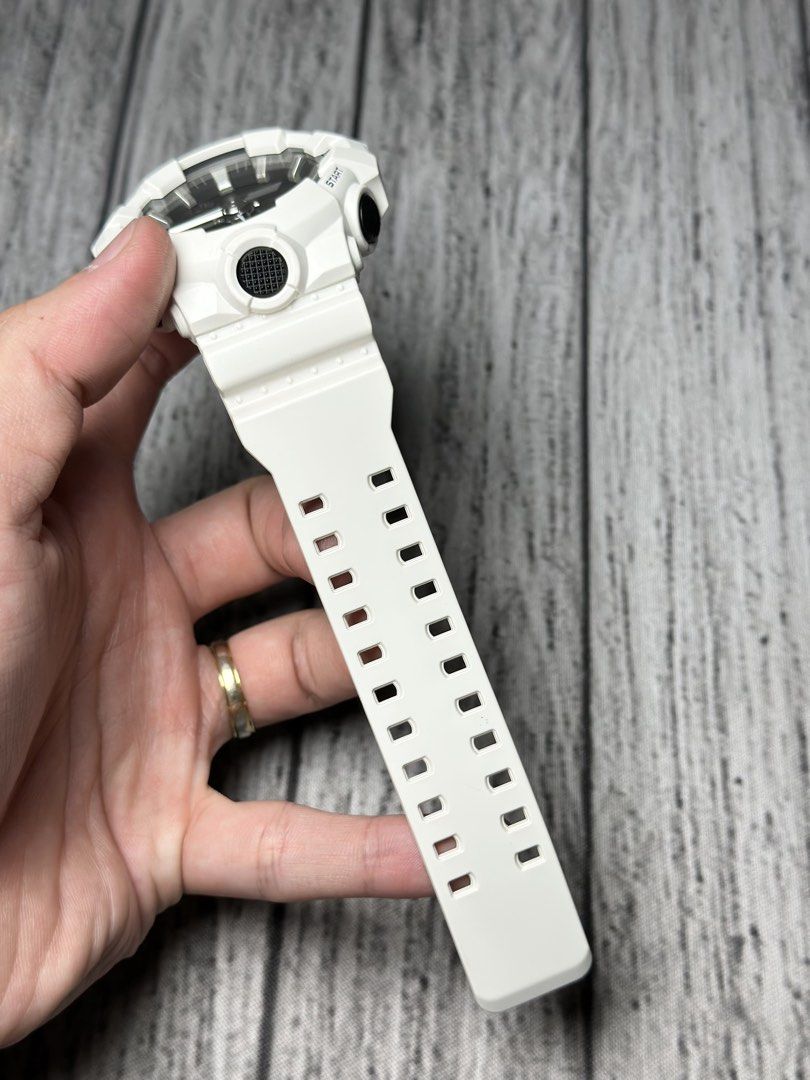ORIGINAL G-SHOCK GA-700 PANDA 🐼 (Category: Men's Watches) located in Obando. Submitted by greatfindslad (Listing ID 1468842791, Image 3). Description: FOR SALE❗️ ✅ GA-700 • 💯% Legit / Authentic. • 9/10. Presentable. • Watch with replacement box. • Batt health 🔋: GOOD • Original all parts. No history of repair. • No hidden issues. All functions working. 𝗣𝗥𝗜𝗖𝗘: ₱3,199 negotiable Unli legit check/vouch. Money back if fake. 📌 Meet/Pick up: S