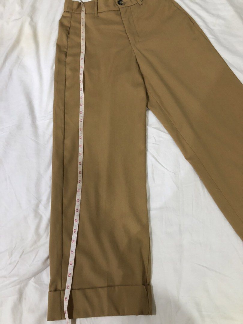 Original Zara Pants trouser (Category: Other Bottoms) located in Mandaluyong City. Submitted by bmorig (Listing ID 1468803710, Image 2). Description: declutter fit size 25-26 waistline on hand manila .