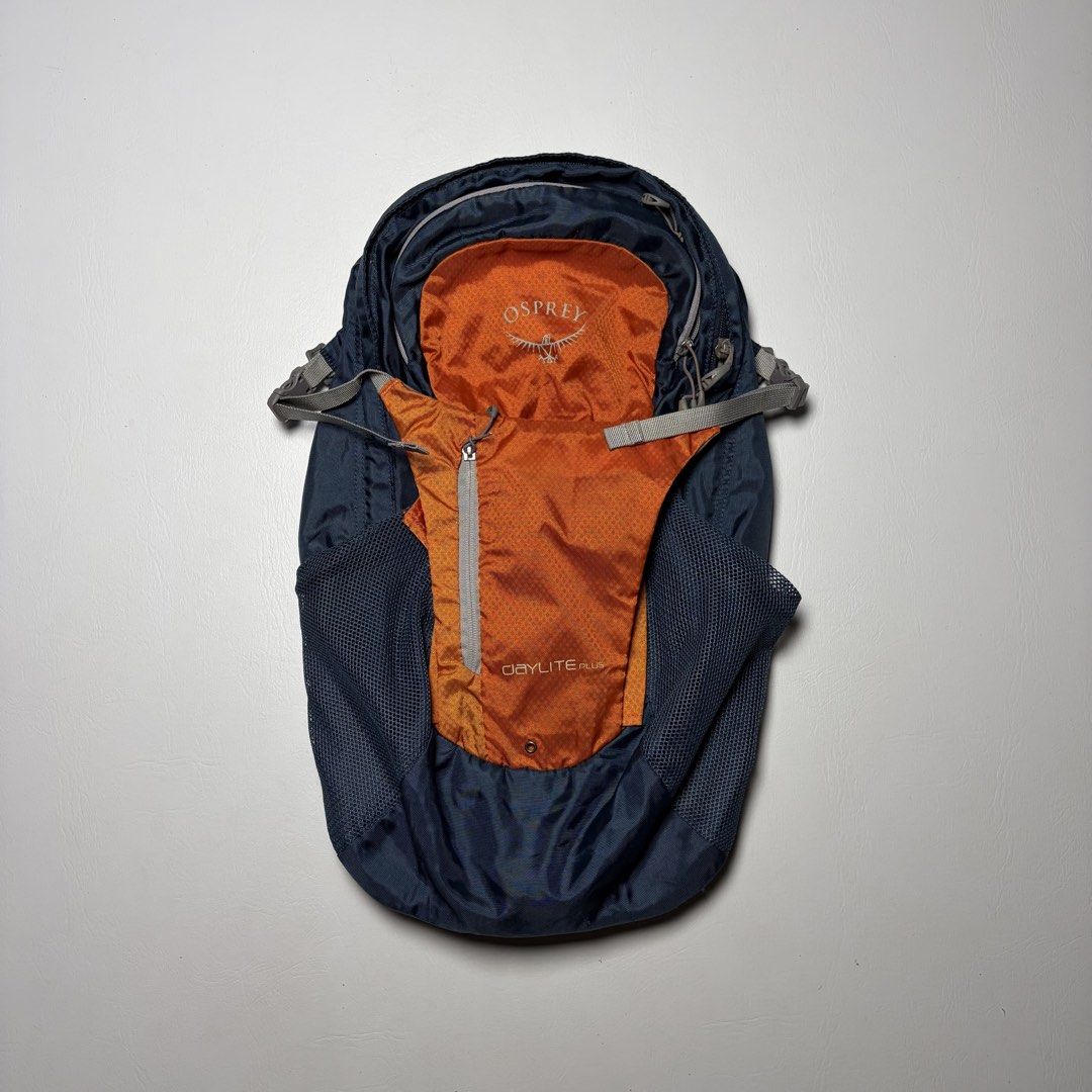 OSPREY DAYLITE PLUS GOOD FOR DAYPACK EXCELLENT CONDITION NO ISSUE (Category: Backpacks) located in Guagua. Submitted by el_outdoor (Listing ID 1468723560, Image 1). Description: OSPREY DAYLITE PLUS GOOD FOR DAYPACK EXCELLENT CONDITION NO ISSUE.