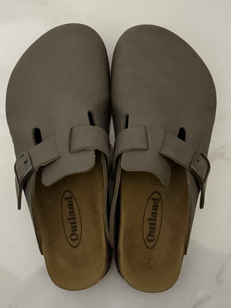 Outland Brown Slip-on Clogs Size 7 (Category: Slippers & Slides) located in Manila. Submitted by janvee. (Listing ID 1468733232, Image 1). Description: 1,000 FIXED + LALAMOVE RFS: Hindi kasya.