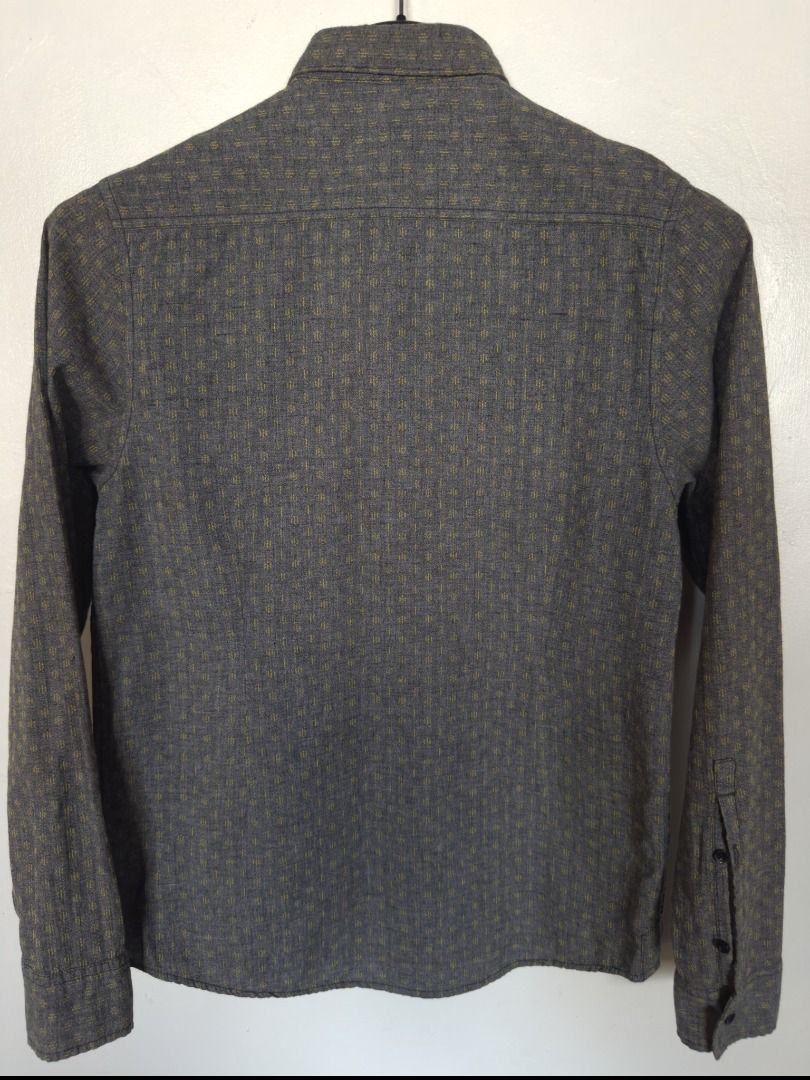 Oxygen Long sleeve (Category: Tshirts & Polo Shirts ) located in Vigan. Submitted by potcholo. (Listing ID 1468854483, Image 2). Description: Long sleeve for Men Brand: OXYGEN Size: SMALL on tag 18 x 27 399 pesos only Very good condition and no issues.