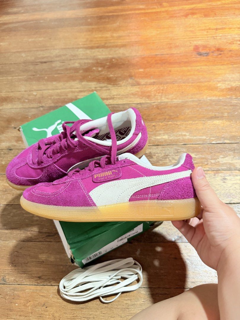 P U M A Palermo Vintage (Category: Sneakers) located in Quezon City. Submitted by celinecabrera (Listing ID 1468825645, Image 1). Description: - Color: Bright pink - Sole: Gum rubber sole - Size: US 8 / UK 7 / EUR 40.5 - Good as new, no flaws - Comes with extra laces.
