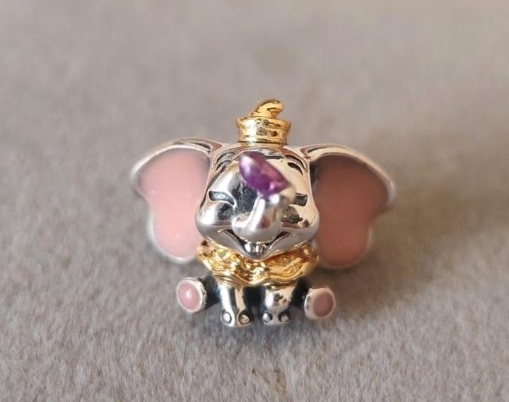PABDORA DISNEY DUMBO CHARM PRETTY SUPER (Category: Charms) located in Pasig City. Submitted by titalana2011991 (Listing ID 1468785017, Image 1). Description: .