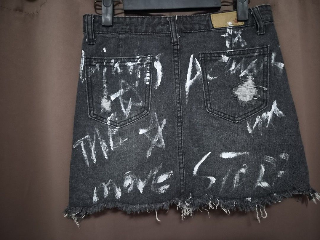 Painted Denim Skirt (Category: Skirts) located in Malolos. Submitted by aemcloset (Listing ID 1468861340, Image 2). Description: size 27 length 13 semi stretch denim.