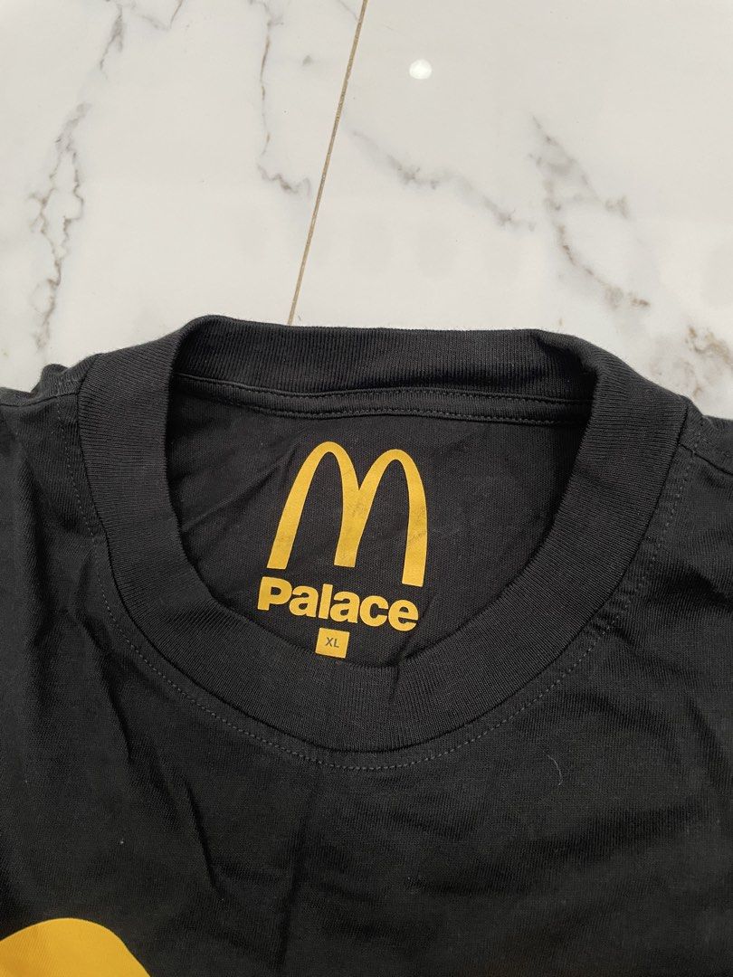 PALACE X McDONALD’S (Category: Tshirts & Polo Shirts ) located in Pinamungahan. Submitted by yugenfajar95939 (Listing ID 1468729339, Image 3). Description: SIZE: XL NO ISSUE AS NEW CONDITION 23x30 .