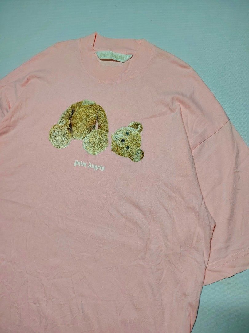 PALM ANGELS BEAR OVERSIZE SHIRT(AUTHENTIC)🩷 (Category: Tshirts & Polo Shirts ) located in Bislig. Submitted by tuazons21 (Listing ID 1468928912, Image 3). Description: PALM ANGELS BEAR OVERSIZE SHIRT🩷 AUTHENTIC PIECE🔥 SIZE : SMALL ON TAG DIMES : 23×30 CR : 10/10 GOOD AS NEW CONDITION🔥 DETAILS POSTED⤵️ NOT BUDGET MEAL📌 PRICE 💸 + SF🏍 CAN DO VOUCH📌 TAGUM CITY, DAVAO DEL NORTE📌 DM TO PURCHASE 📩📩.